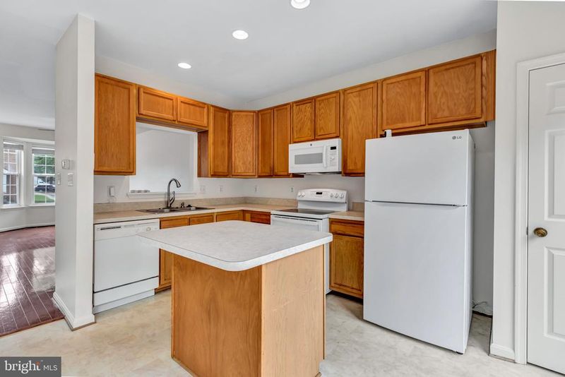 10030 Tallahassee Pl, Waldorf, MD 20603
