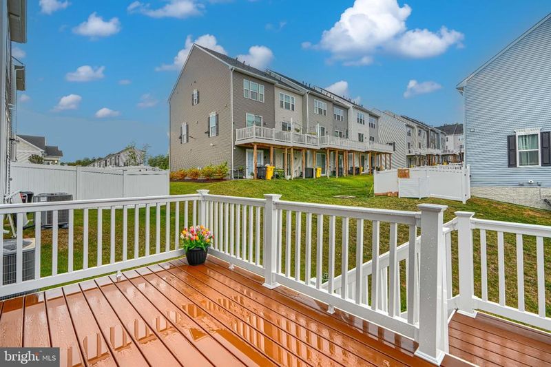 190 Woodgate Cir, Pasadena, MD 21122