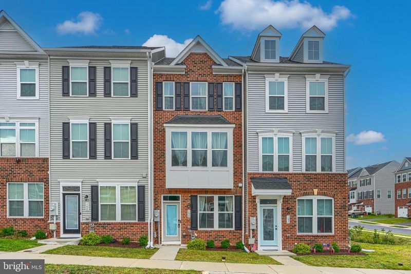 190 Woodgate Cir, Pasadena, MD 21122