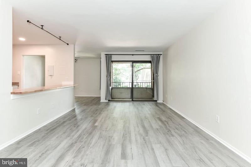 507 Florida Ave #103, Herndon, VA 20170