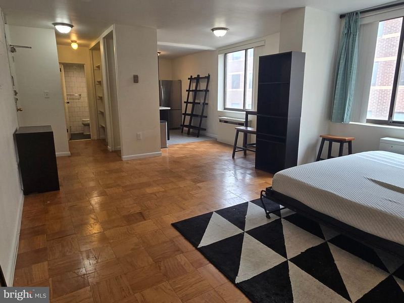522 21st St NW #810, Washington, DC 20006