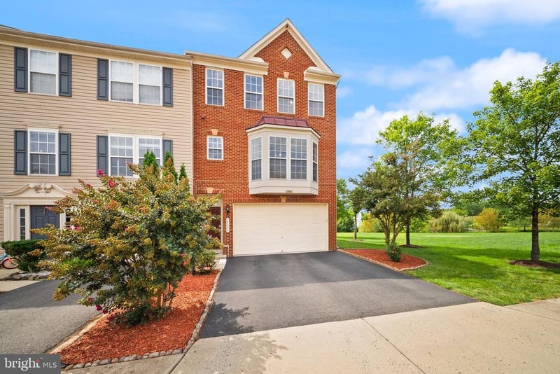 25421 Peaceful Ter, Aldie, VA 20105