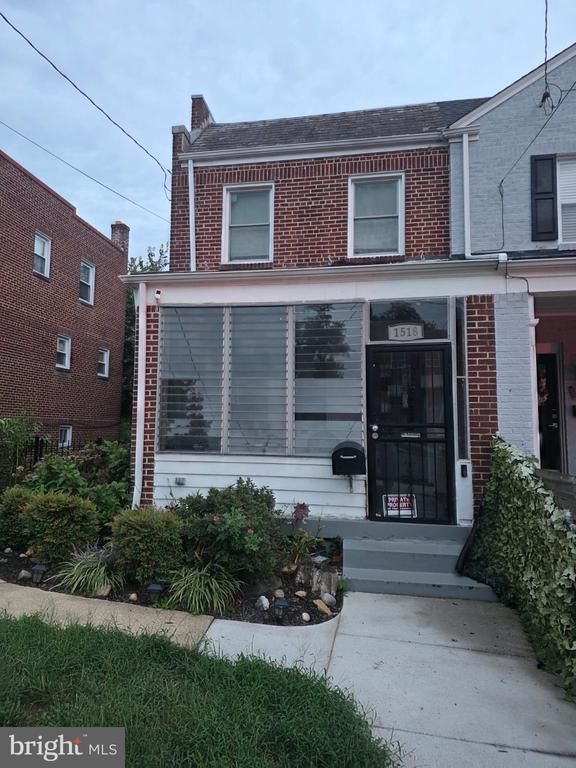 1518 Fort Davis Pl SE, Washington, DC 20020