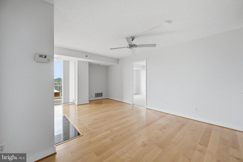 7500 Woodmont Ave #S1019, Bethesda, MD 20814