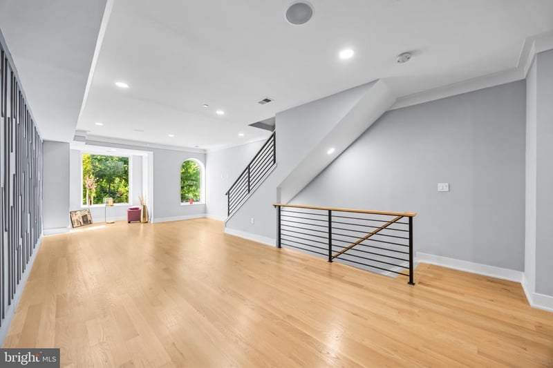 1329 Irving St NW #2, Washington, DC 20010