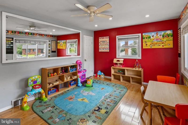 17 Willowdale Ave, Glen Burnie, MD 21061