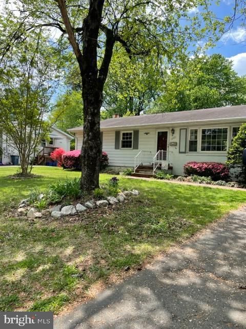 1107 Ware St SW, Vienna, VA 22180