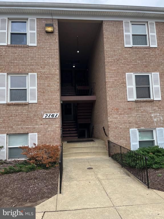 7161 Cross St #T-4, District Heights, MD 20747