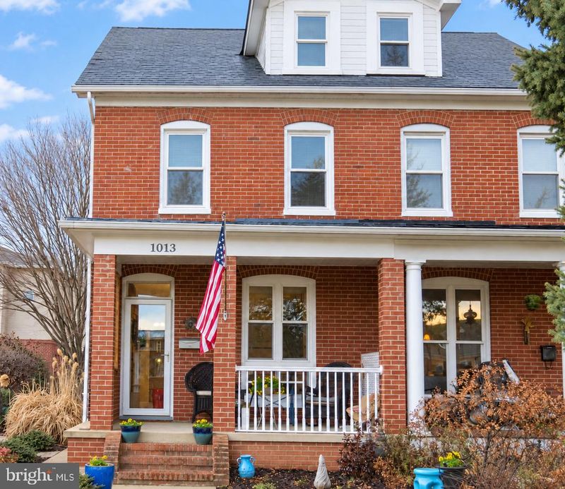 1013 N Market, Frederick, MD 21701