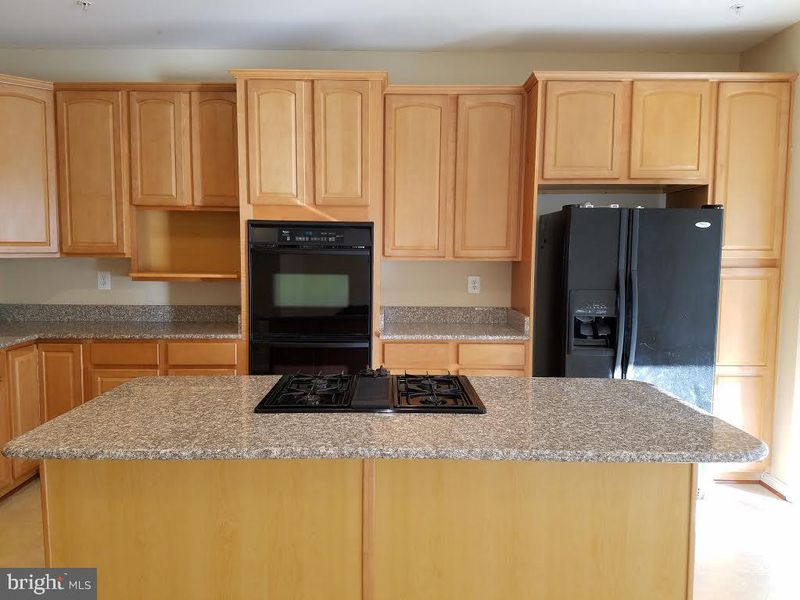 2424 Killarney Ter, Odenton, MD 21113