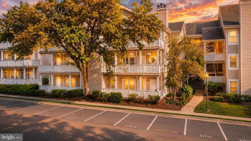 14317 Climbing Rose Way #104, Centreville, VA 20121