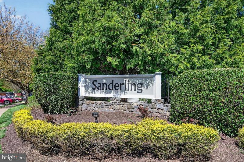 14317 Climbing Rose Way #104, Centreville, VA 20121