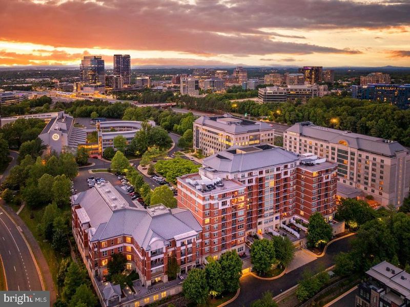 11760 Sunrise Valley Dr #813, Reston, VA 20191