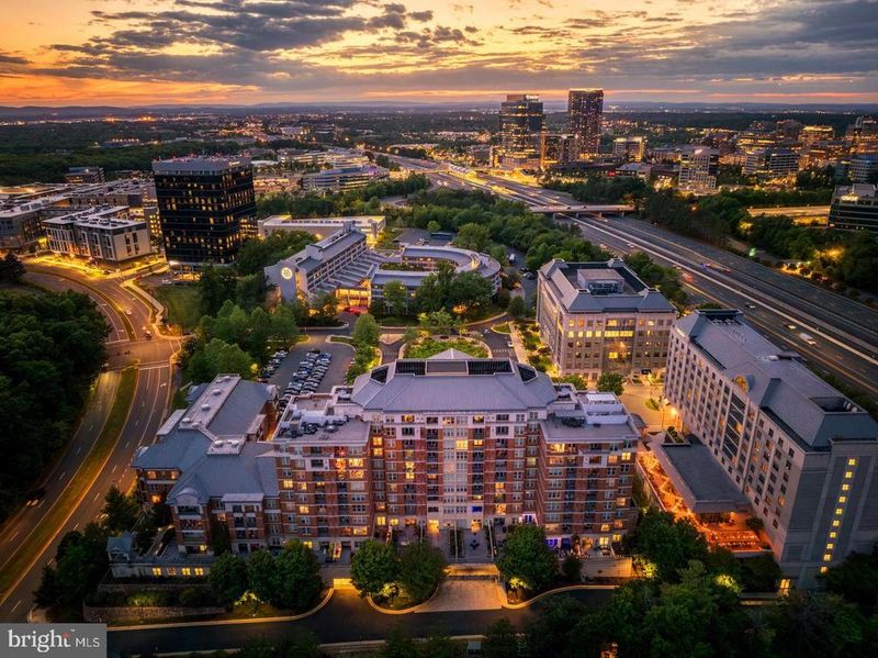 11760 Sunrise Valley Dr #813, Reston, VA 20191