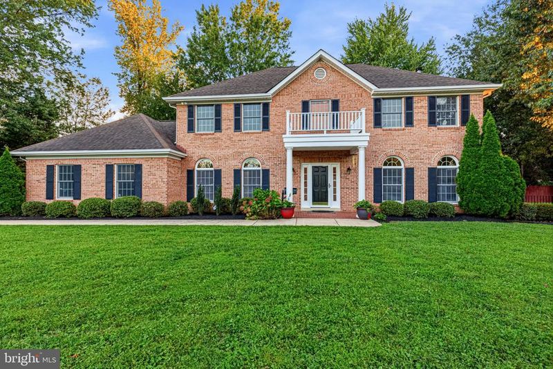10631 Elmont Ct, Fairfax, VA 22030