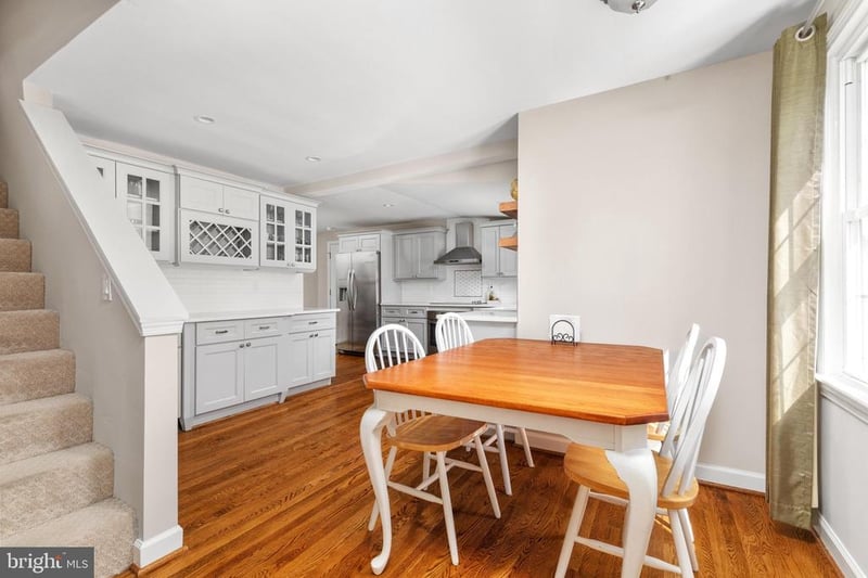 10 Church St, Round Hill, VA 20141