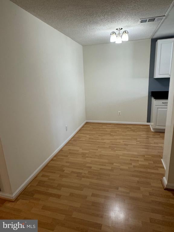 12103 Greenwood Ct #201, Fairfax, VA 22033