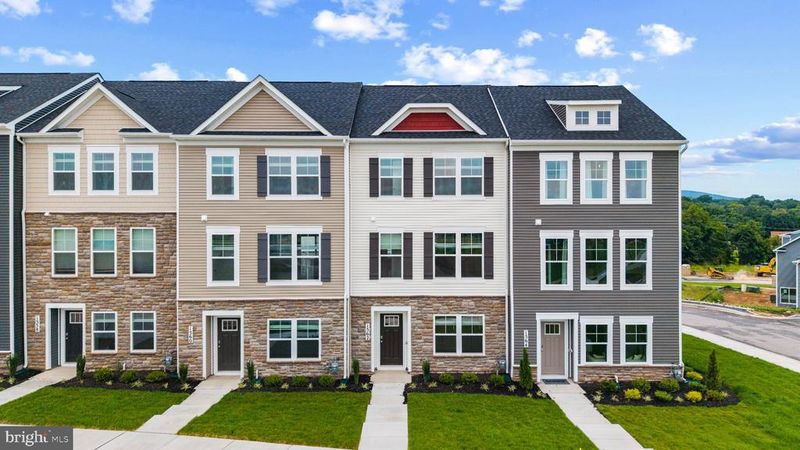 1562 Bentstalk Dr, Frederick, MD 21703