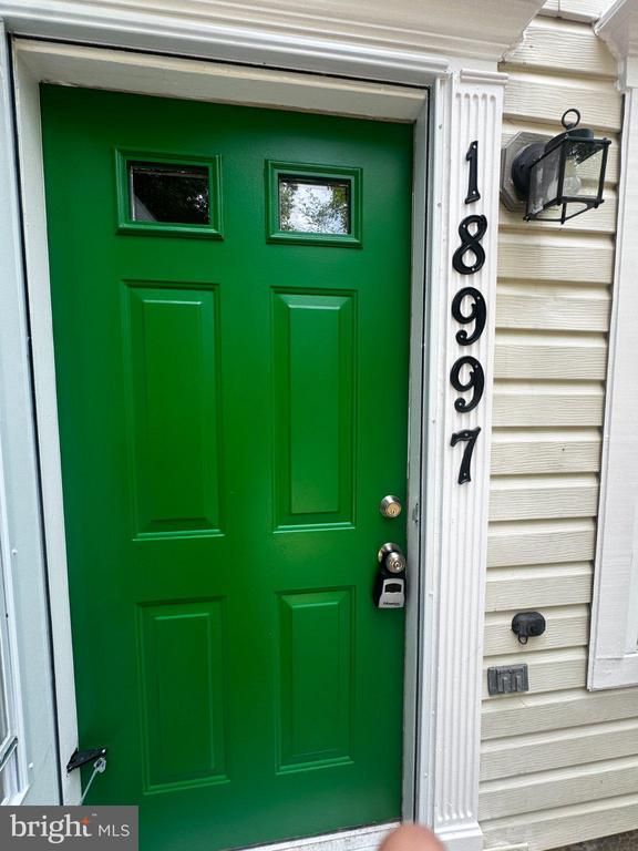 18997 Highstream Dr #834, Germantown, MD 20874