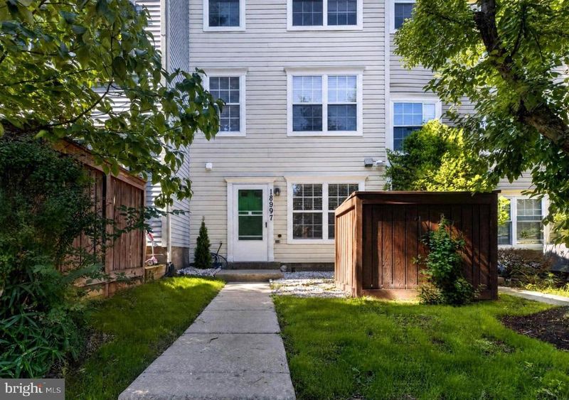 18997 Highstream Dr #834, Germantown, MD 20874