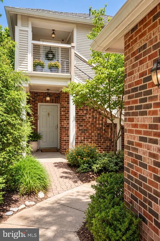 45050 Brae Ter #103, Ashburn, VA 20147