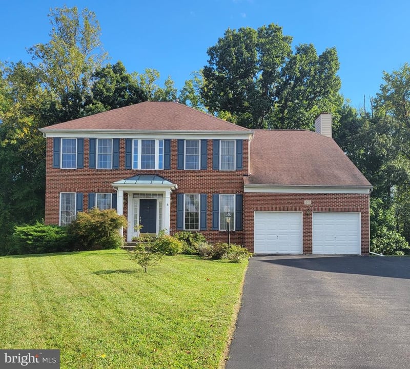 811 Lamoka Dr, Odenton, MD 21113