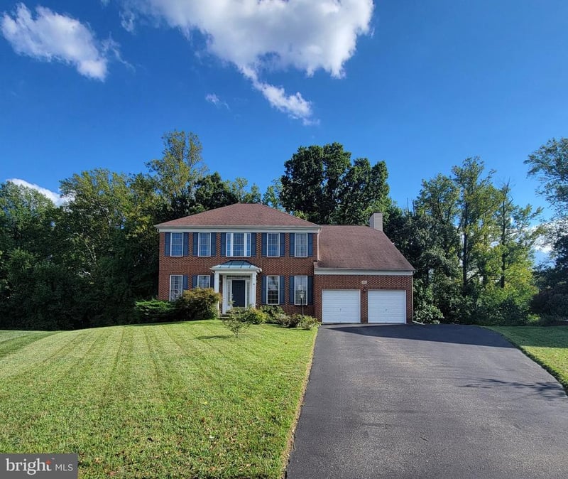 811 Lamoka Dr, Odenton, MD 21113