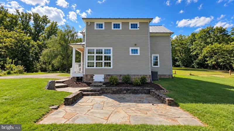 8203 Buckland Mill Rd, Gainesville, VA 20155
