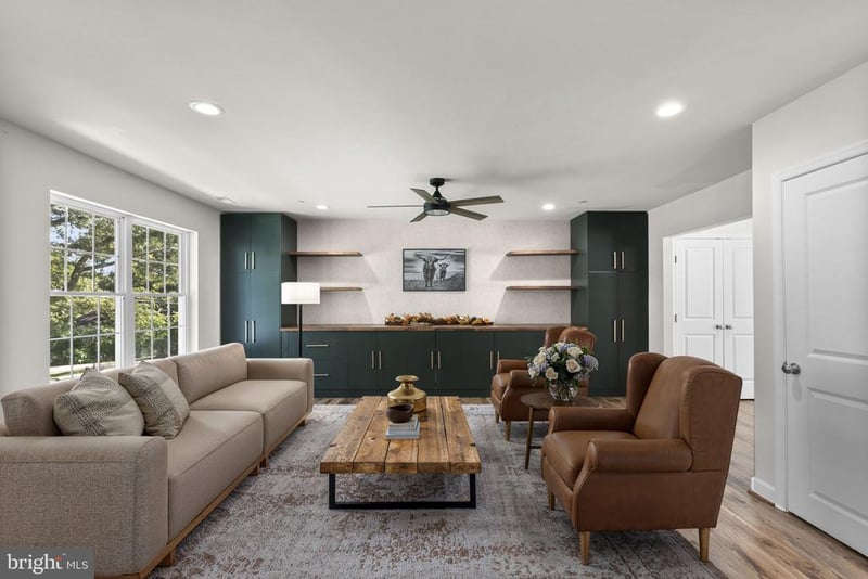 556 Sunset Knoll Rd, Pasadena, MD 21122