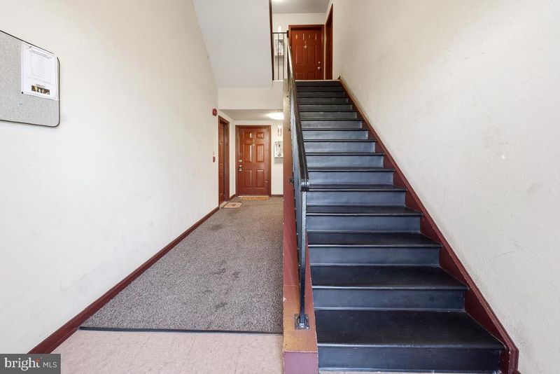5601 Avonshire Pl #B, Frederick, MD 21703