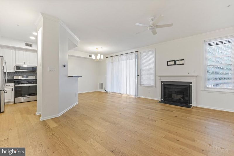 6825 Brindle Heath Way #B, Alexandria, VA 22315
