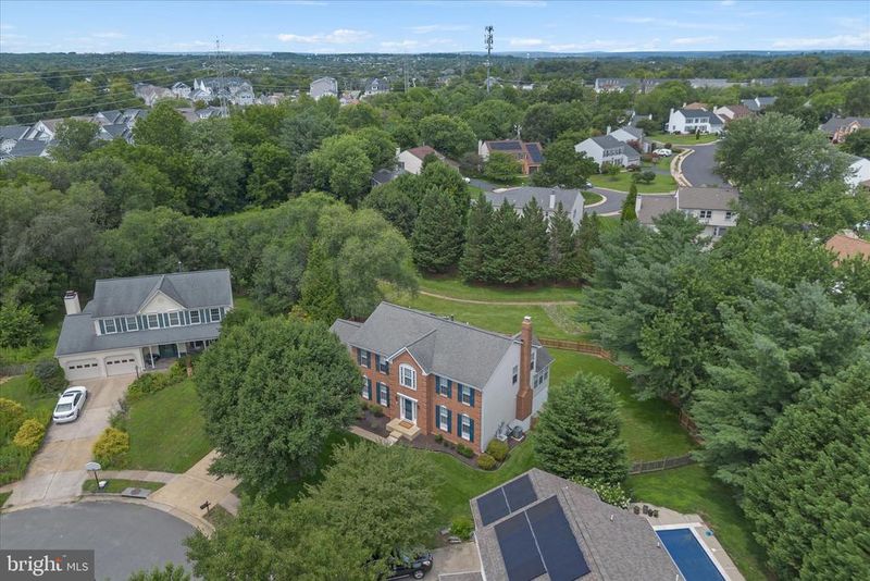 43868 Stronghold Ct, Ashburn, VA 20147