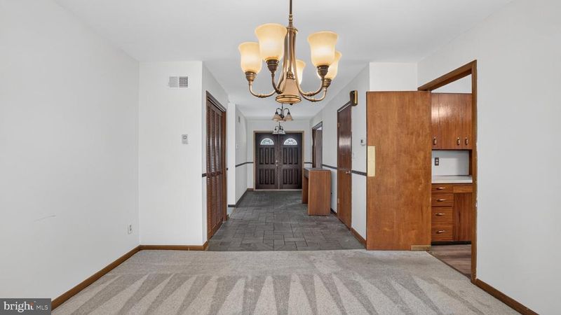 1753 Baldwin Dr, Millersville, MD 21108