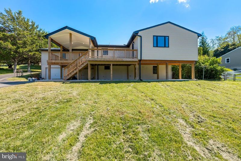 13132 Manor Dr, Mt Airy, MD 21771