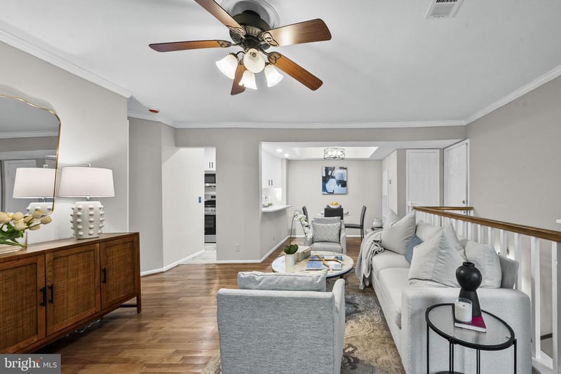 5822 Inman Park Cir #110, Rockville, MD 20852