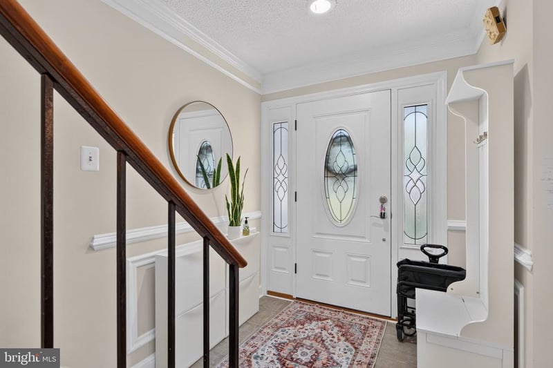 7281 Larrup Ct, Alexandria, VA 22315