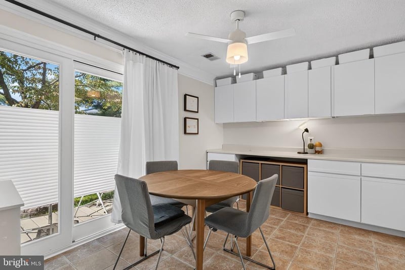 7281 Larrup Ct, Alexandria, VA 22315
