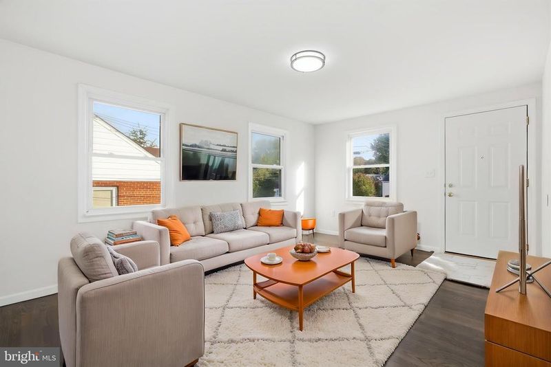 3606 Oliver St, Hyattsville, MD 20782