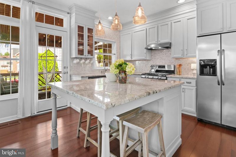 314 Regiment Ct, Odenton, MD 21113