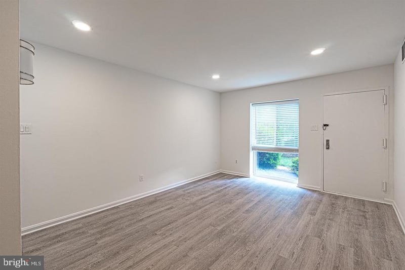 6141 Edsall Rd #B, Alexandria, VA 22304