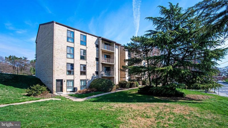 6141 Edsall Rd #B, Alexandria, VA 22304