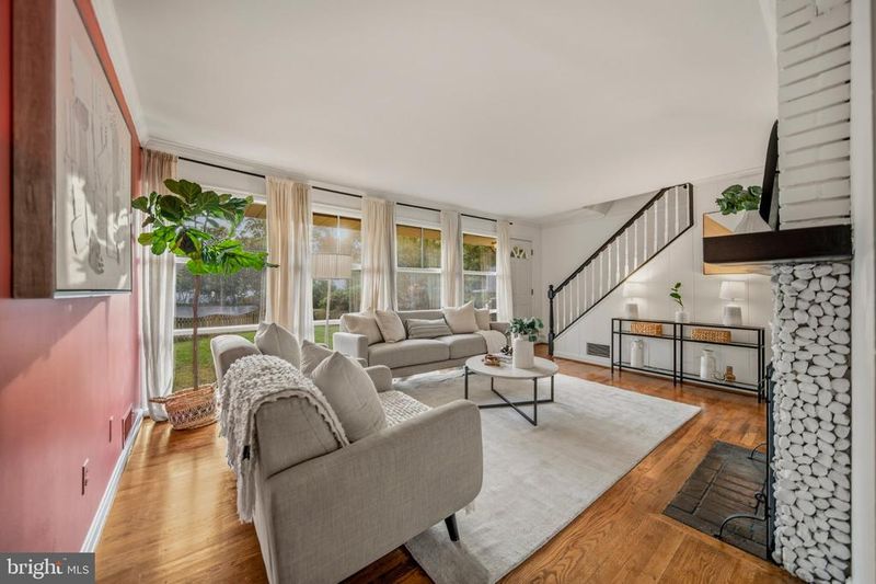 401 Cedar Ln, Rockville, MD 20851