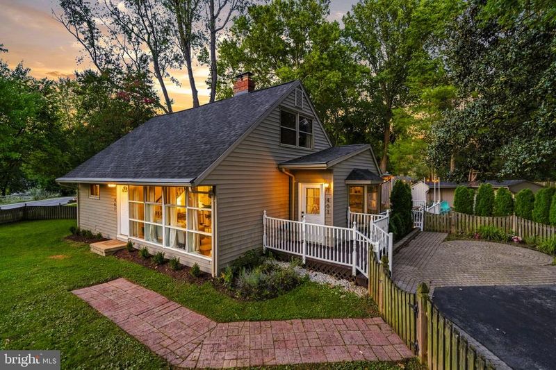 401 Cedar Ln, Rockville, MD 20851