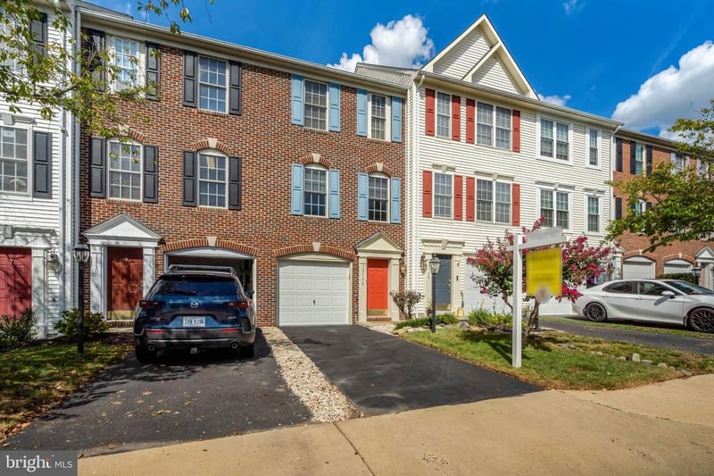 13728 Denham Way, Bristow, VA 20136