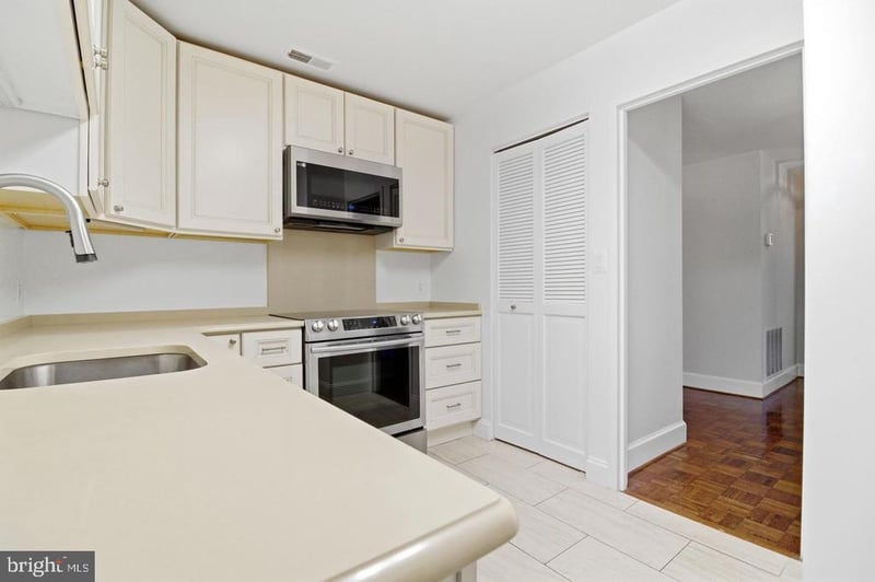 8101 Connecticut Ave #N-304, Chevy Chase, MD 20815