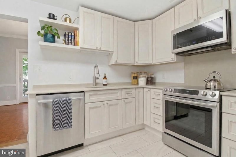 8101 Connecticut Ave #N-304, Chevy Chase, MD 20815