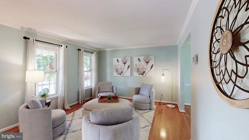 5221 Belle Plains Dr, Centreville, VA 20120