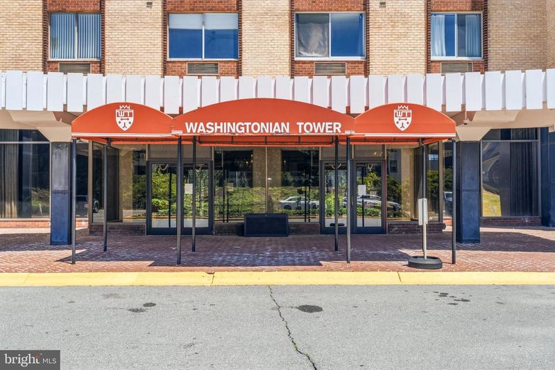 9701 Fields Rd #1008, Gaithersburg, MD 20878