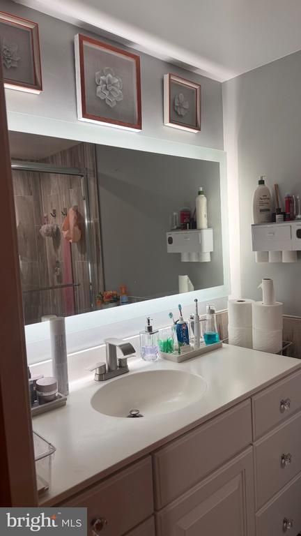 3740 Bel Pre Rd #8, Silver Spring, MD 20906