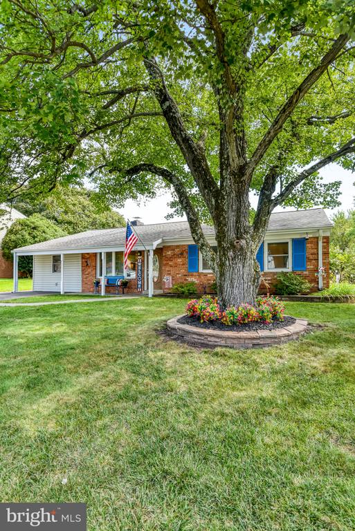 4125 Lees Corner Rd, Chantilly, VA 20151